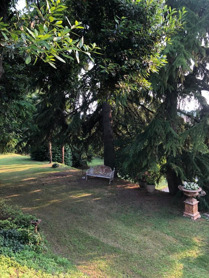 Villa House And Garden B&B Montichiari Esterno foto