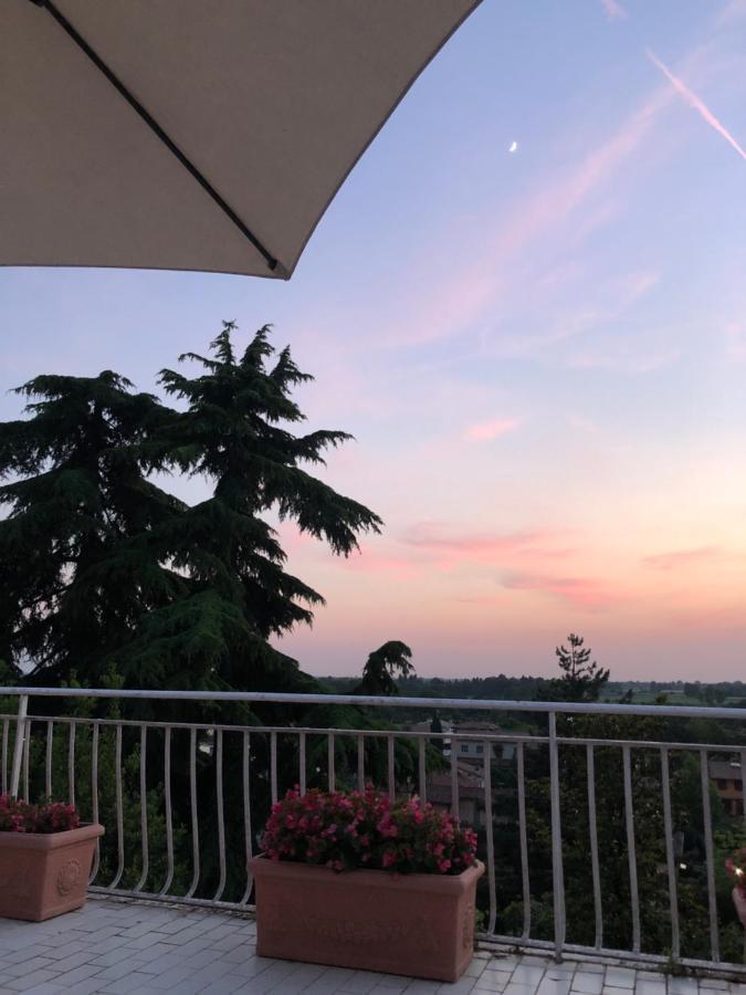 Villa House And Garden B&B Montichiari Esterno foto