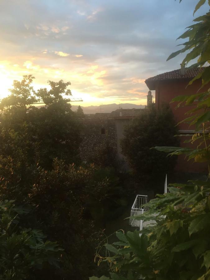 Villa House And Garden B&B Montichiari Esterno foto