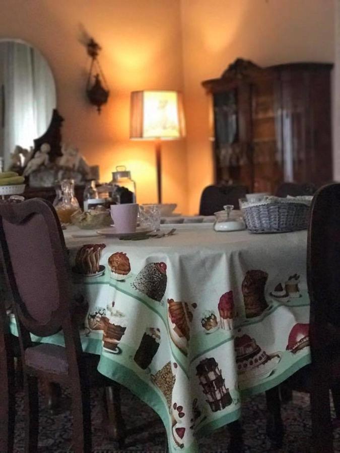 Villa House And Garden B&B Montichiari Esterno foto
